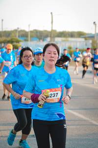 BIB: 237
                            <button type="button" onclick="openModal(3215741)" class="btn btn-primary btn-sm float-right btn-popup" data-toggle="modal" data-target=".modal-high-quality">
                        <i class="fas fa-shopping-cart"></i> Add to Cart
                    </button>
                                            <button type="button" onclick="isThisMe(3215741, true)" class="btn btn-success btn-sm float-right btn-popup btn-isme hidden" data-toggle="tooltip" data-placement="bottom" title="นี่คือรูปของคุณใช่ไหม คลิกที่นี่เพื่อเอาเข้าอัลบั้ม">
                        <i class="fas fa-plus"></i> Add to album
                    </button>
                    <button type="button" onclick="isThisMe(3215741, false)" class="btn btn-warning btn-sm float-right btn-popup btn-isnotme hidden">
                        <i class="fas fa-ban"></i> Remove from album
                    </button>